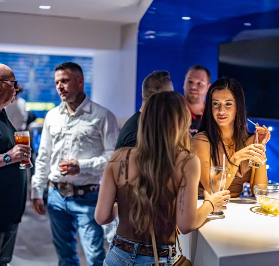 Loges corporatives YRA8865 Enhanced NR